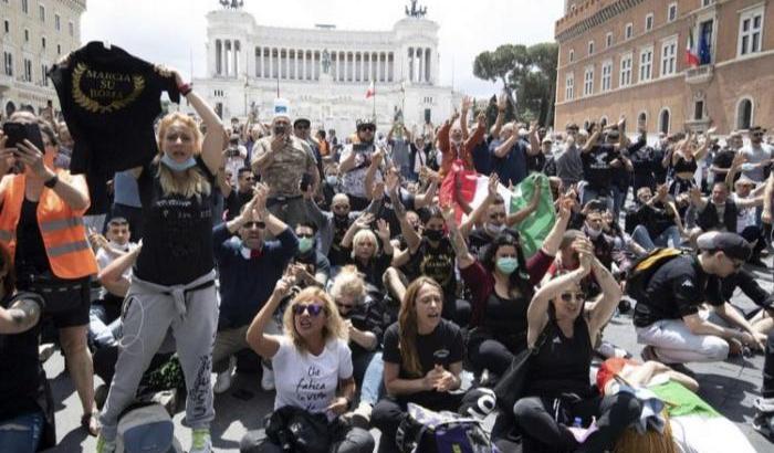 Marcia su Roma, manifestazione filo-fascista