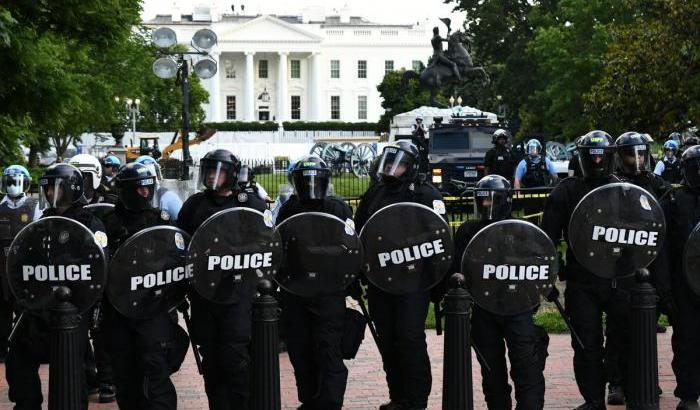 Proteste davanti alla Casa Bianca