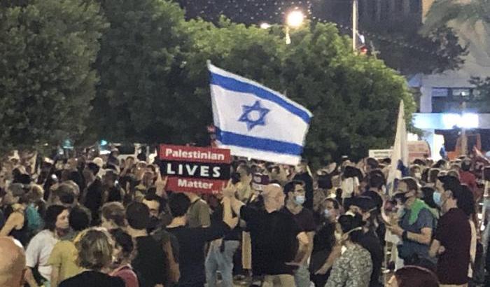 La manifestazione pacifista a Tel Aviv
