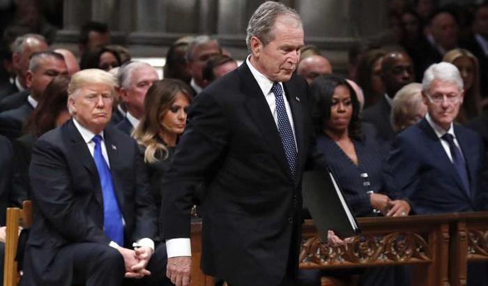 Bush, Romney, la vedova di McCain: molti repubblicani hanno scelto di non votare Trump