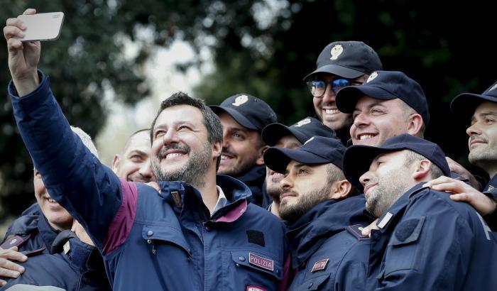 Abolizione del reato di tortura: come la Lega rischia di legalizzare gli omicidi come quelli di George Floyd