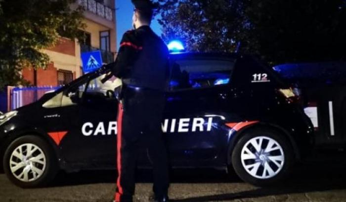 Litiga con la moglie e ustiona il figlio di 7 mesi con acqua bollente: arrestato