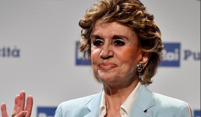 Franca Leosini risponde alle accuse: “Alle donne do solo consigli. Lasciate gli uomini al primo schiaffo”