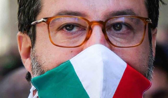 Salvini (che non vuole tassare i ricchi): "Le misure di Natale sono per milionari"