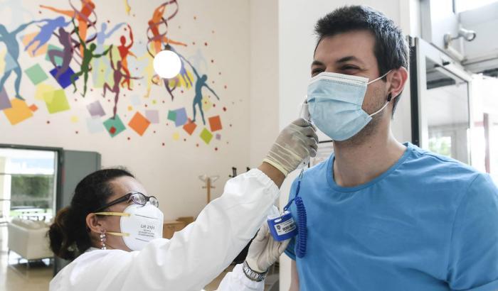 Calano ancora vittime e contagi, solo 122 nuovi casi in 24 ore