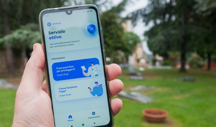 Fake news e complottismi hanno vinto: Immuni scaricata solo da 3 milioni di italiani