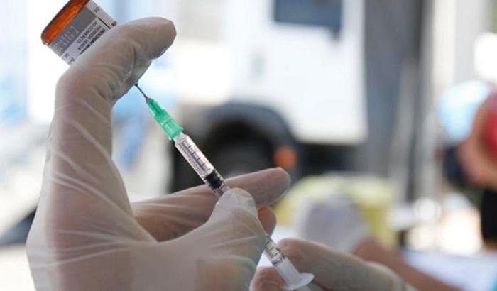 Il vaccino potrebbe non funzionare sui pazienti anziani: cosa dice l'esperto