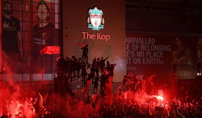 00057129-festeggiamenti-a-liverpool Festeggiamenti a Liverpool