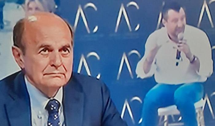 La geniale metafora di Bersani: "In Italia l'immunità di gregge c'è sull'evasione fiscale"