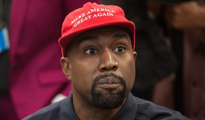 Il rapper Kanye West dice di essersi candidato alla Casa Bianca