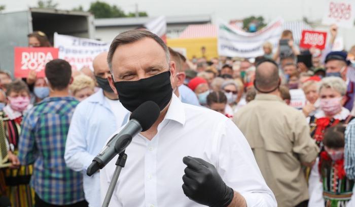 Il sovranista polacco Duda vuole inserire le discriminazioni omofobe nella Costituzione