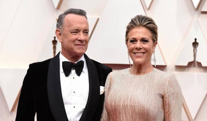 Il terribile racconto di Tom Hanks: "Ho avuto dolori paralizzanti per il virus"