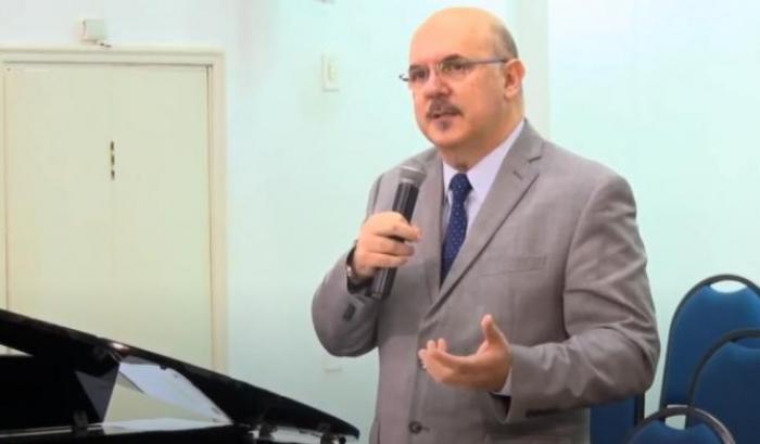 000573D2-milton-ribeiro Milton Ribeiro