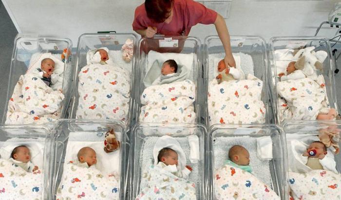 In cinque anni l'Italia ha perso mezzo milione di cittadini: natalità ai minimi storici