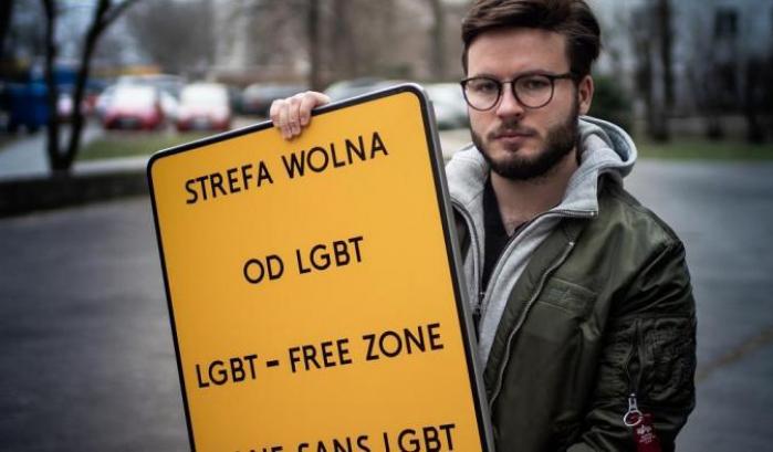 Una speranza nella Polonia omofoba: un tribunale ha dichiarato 'incostituzionale' una risoluzione contro il 'gender'
