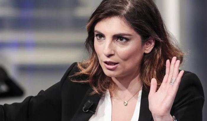 "Puttana, Sparati", Laura Castelli insultata e minacciata su Fb per una frase che non ha detto