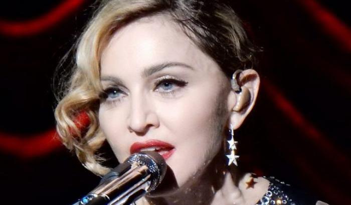 Madonna negazionista? Instagram censura un video (condiviso da Trump) dal profilo della pop star