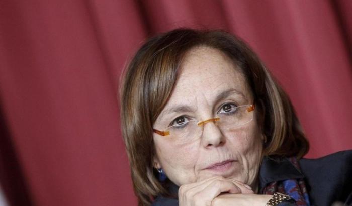 La ministra Lamorgese: "I tunisini verranno rimpatriati, non scappano dalla guerra"