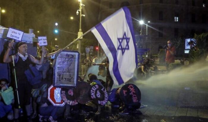 Proteste contro Netanyahu