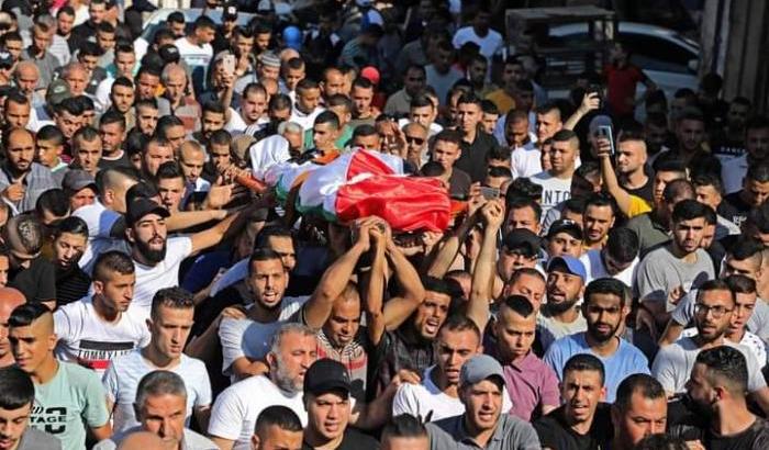I funerali di Dalia Ahmed Soleiman Samudi, uccisa dagli israeliani a Jenin