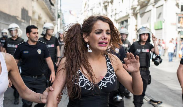 La storia di Hande Kader, donna trans vittima della Turchia feroce che uccide i diritti