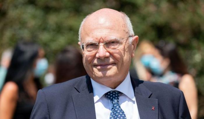 Galli lo dice forte e chiaro: "La temperatura degli studenti misurata a casa non può funzionare"