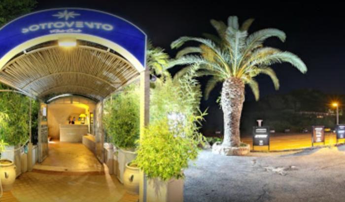 Chiude un altro famoso locale in Costa Smeralda: "Il gestore ricoverato per Covid con sintomi gravi"