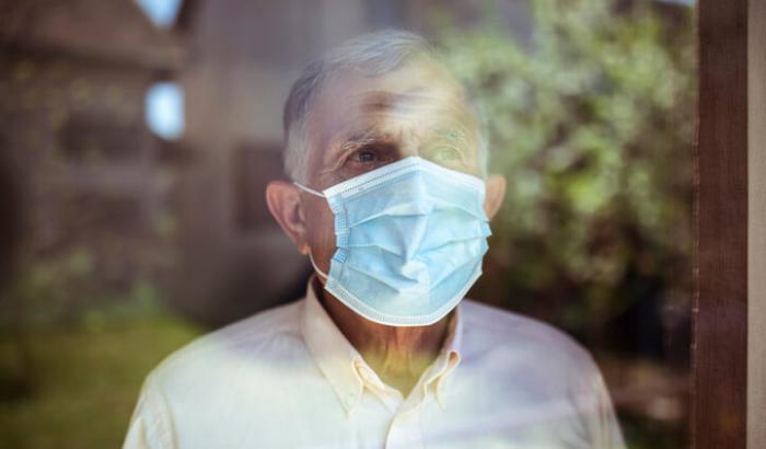 Torna l'incubo nelle case di cura: focolaio Covid a Milano con 22 positivi