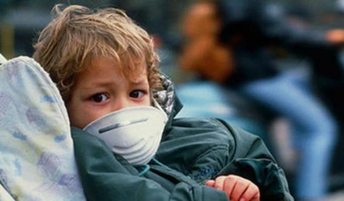 Nessun sintomo ma tampone positivo per 3 mesi: il caso di un bambino al centro di uno studio italiano