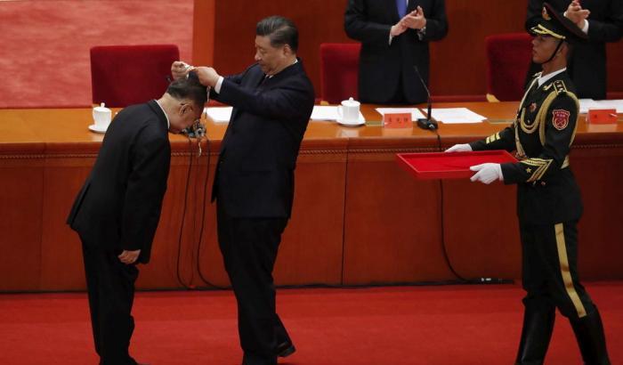 Il presidente Xi: "L'unità del popolo cinese è stata decisiva per la vittoria sul Covid"