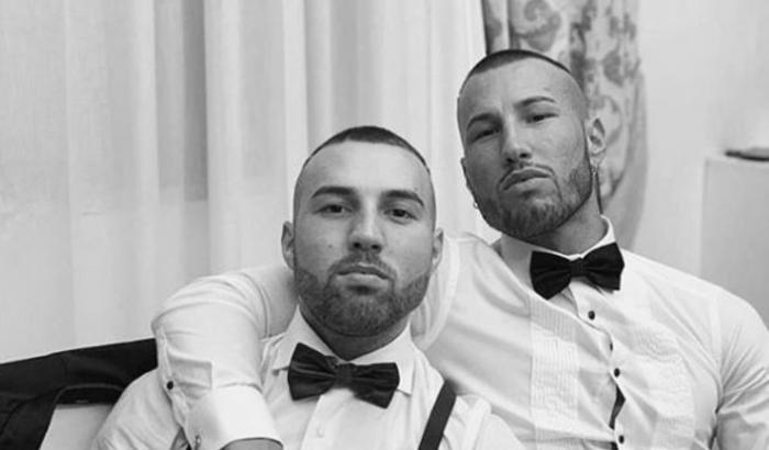 Abiti griffati, viaggi, orologi d'oro, ma sono nullatenenti. Parte (anche) una indagine patrimoniale per i fratelli Bianchi