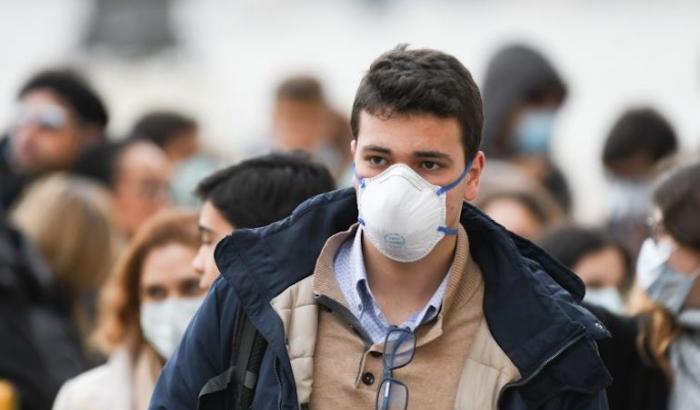 La stagione preferita per il Covid &egrave; l'autunno: ecco perch&eacute; dobbiamo preoccuparci