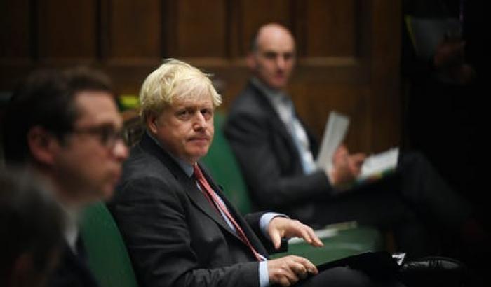 Boris Johnson: "Il Coronavirus ha colto l'umanità impreparata", ma lui ha ignorato gli allarmi per settimane