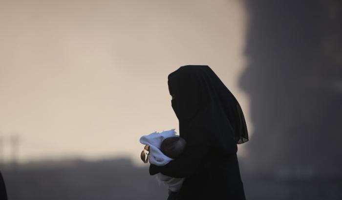 Alice Brignoli è stata arrestata in Siria: "Istruiva i figli alla causa del jihad"