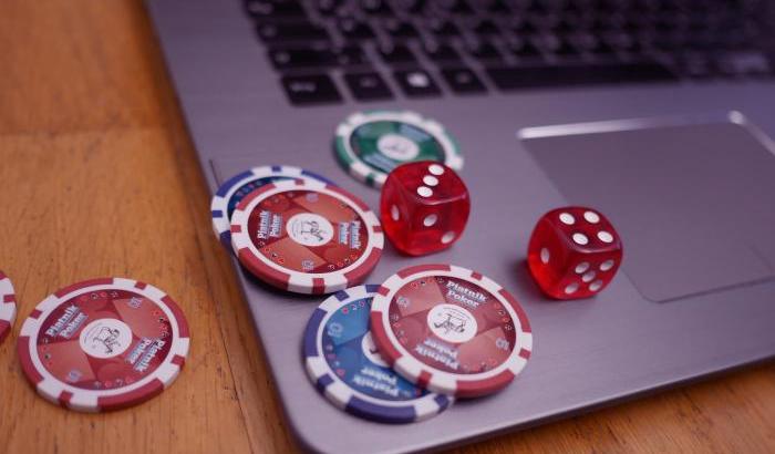 Quale casinò online è migliore per i giocatori svizzeri: 22Bet o Unique Casino?