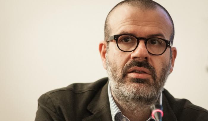 Processo a Neville Gafà, il giornalista Nello Scavo insultato a Malta fuori dal tribunale