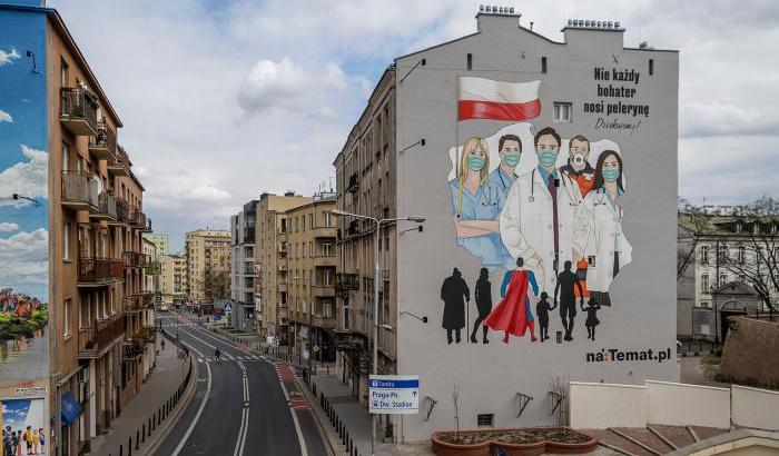 In Polonia record di contagi: 1.967 nuovi casi in un giorno