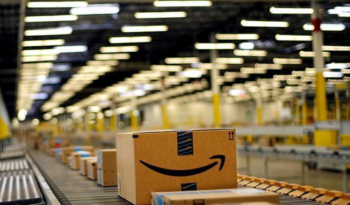 00058084-amazon Amazon