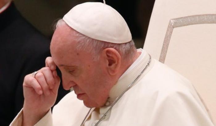 Papa Francesco: "Il Covid non colpisce solo la salute, ma aumenta le ingiustizie"
