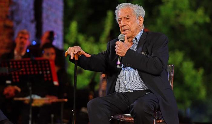 Il premio Nobel Mario Vargas Llosa