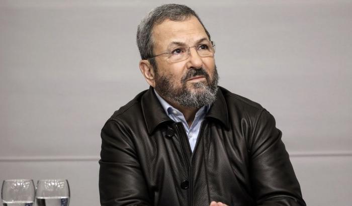 Barak: "Con il pretesto del Covid, Netanyahu sta tentando un colpo di Stato"