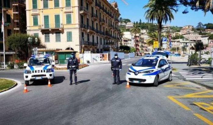 00058232-vigili-urbani Vigili urbani