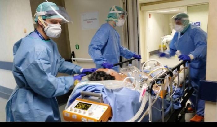 Strage Covid: 151 morti, balzo delle terapie intensive, 19.644 nuovi positivi