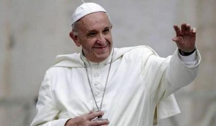 Il Papa contro ingiustizia e povertà: "Oggi l'amicizia sociale non esiste nel mondo"