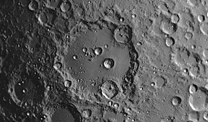 Il cratere lunare Clavius