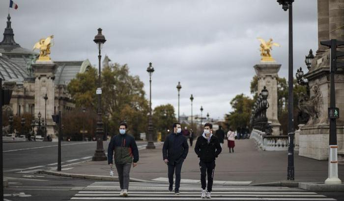Francia nel dramma: 258 morti e 26.771 nuovi positivi al Covid in un giorno