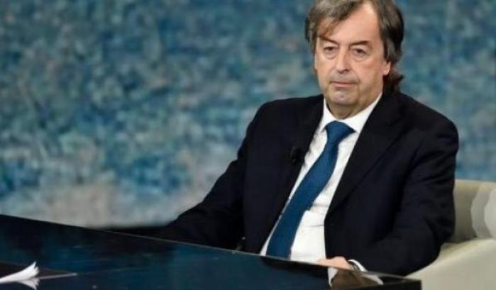 Burioni: "Il vaccino Moderna può essere conservato in frigorifero"