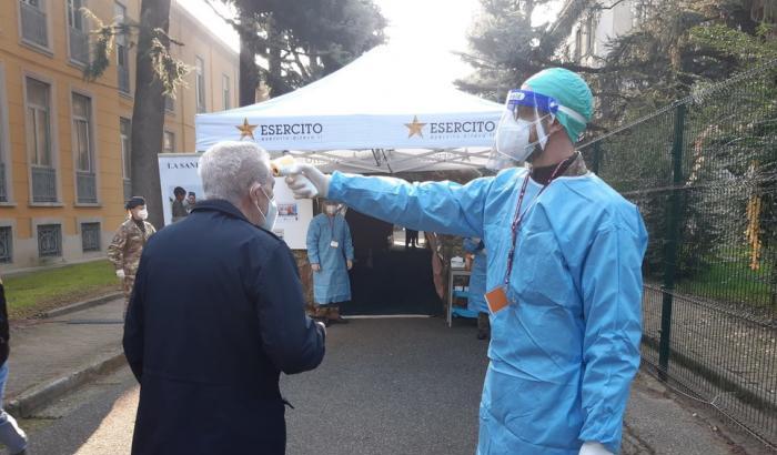 A Milano l'Esercito attiva il punto vaccinale antinfluenzale: 600 dosi al giorno