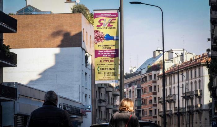 Scoppia la polemica a Milano: agenzia pompe funebri fa la "promozione Covid"