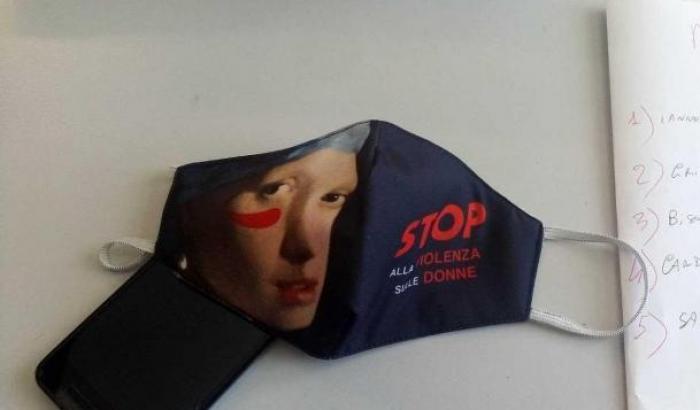 "Stop alla violenza sulle donne": prodotte in carcere oltre 20mila mascherine